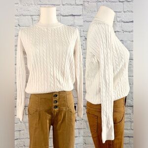 GAP Womens White Cable Knit Sweater Crewneck Pullover Classic Preppy Academia